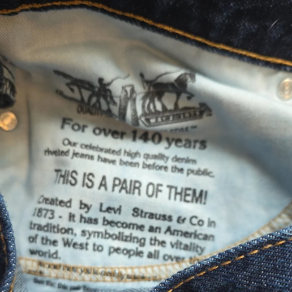 Levi's 505 Men's Straight Jeans in Dark Indigo 36×32